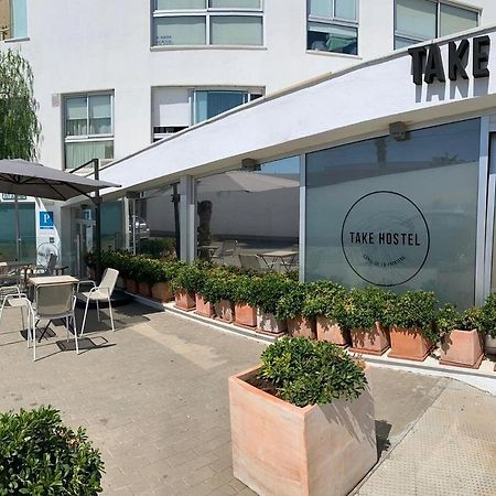 테이크 호스텔 코닐 콘일데라프론테라 외부 사진